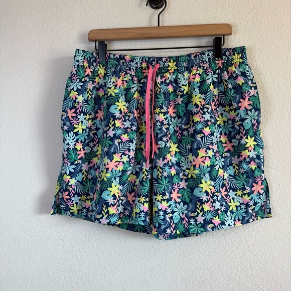 Chubbies The Bloomerangs Classic Floral Tropical Swim Trunks Shorts Size XL 5.5” - Picture 1 of 12